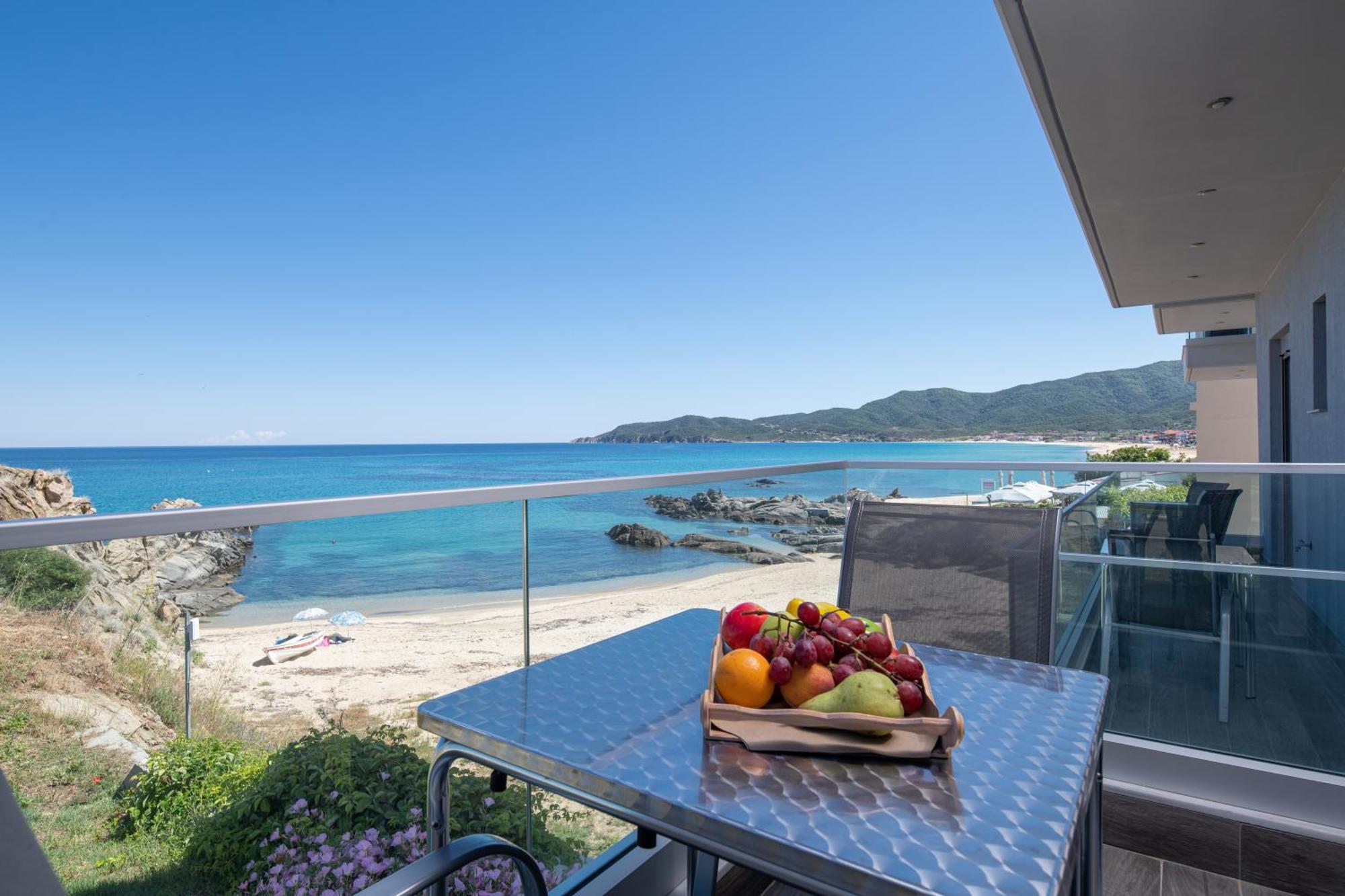 Almare Seaside Studios & Suites - Sarti Sithonia Buitenkant foto